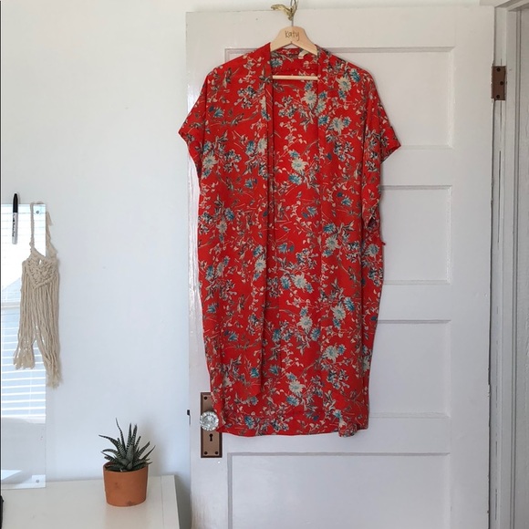 LOFT Tops - Floral Kimono 🌙